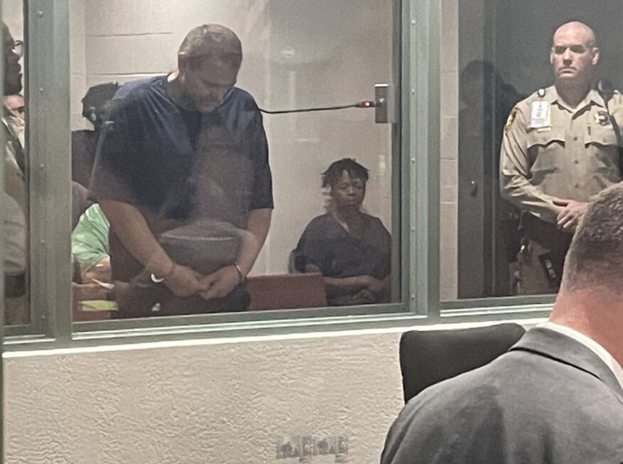 Suspect whose 6 dogs died in a vehicle was told before by city he had 'too many animals' - Vimarsana News