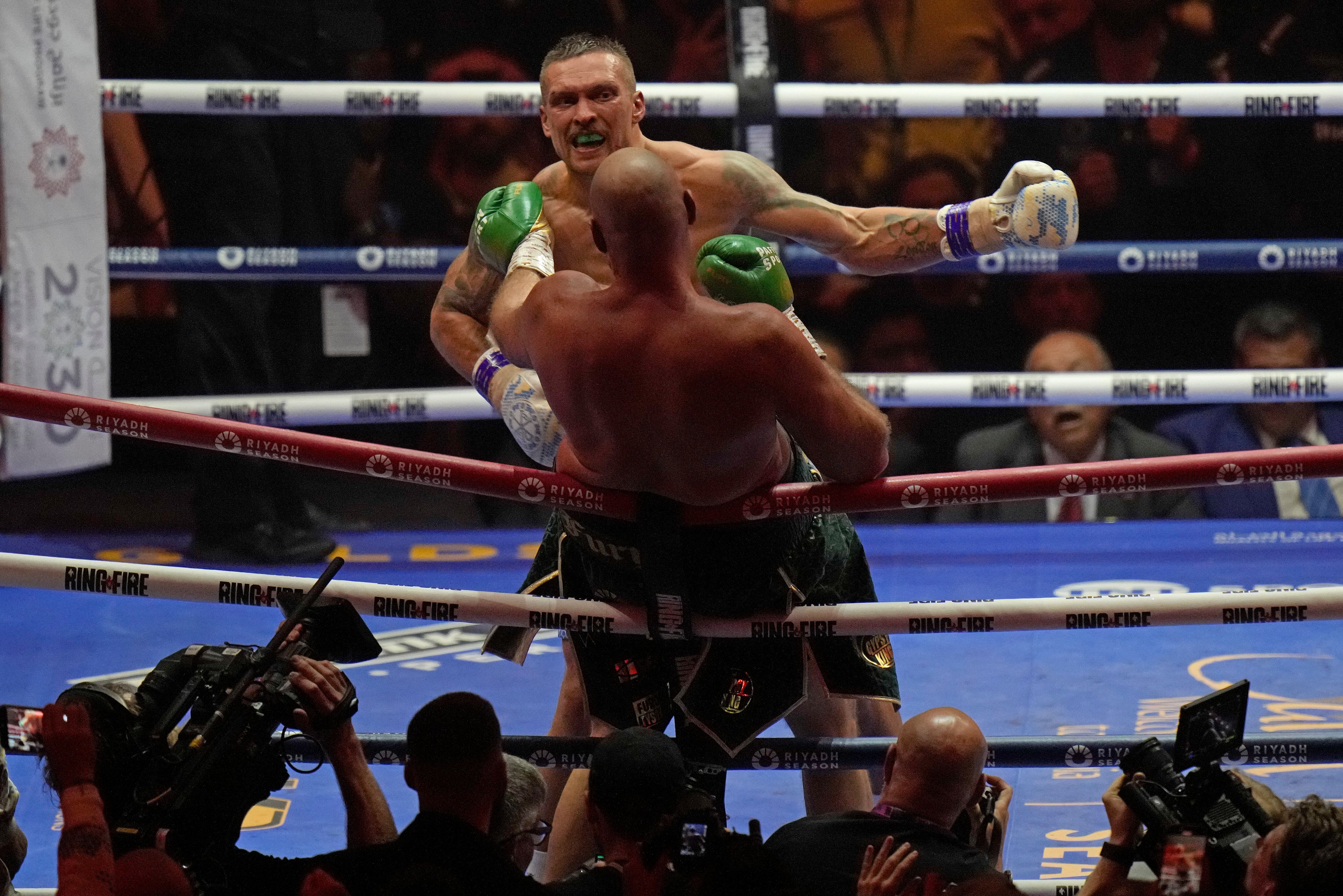 Usyk beats Fury; first undisputed heavyweight champ in 24 years - Vimarsana News